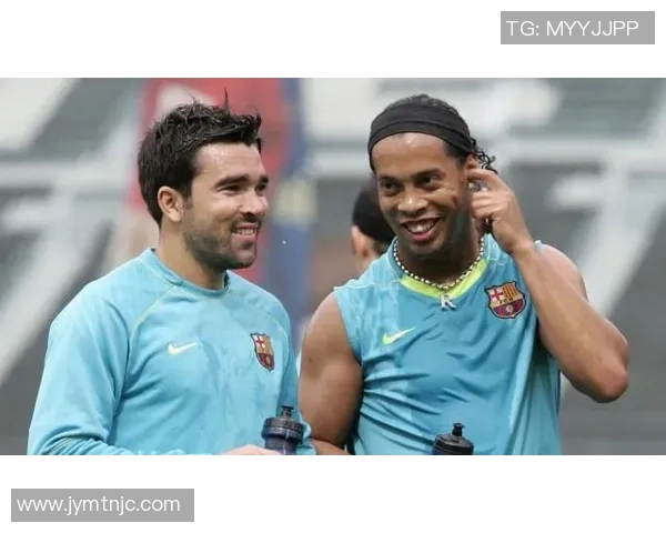 拉波尔塔：伯纳乌贵宾包厢存在权利博弈，巴萨重视民主和自在